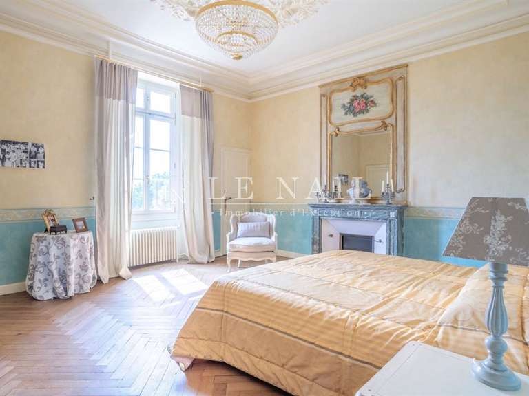 Château Angers - 700m²