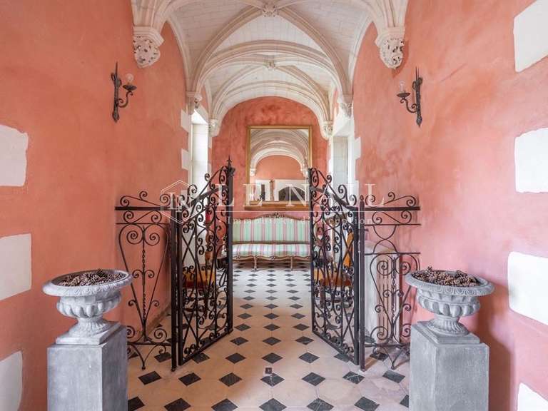 Château Angers - 700m²