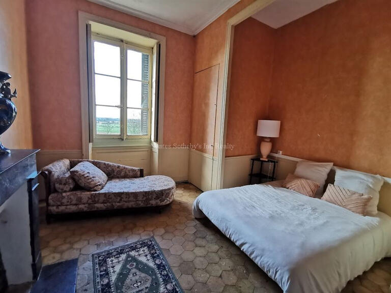 House Angers - 875m²