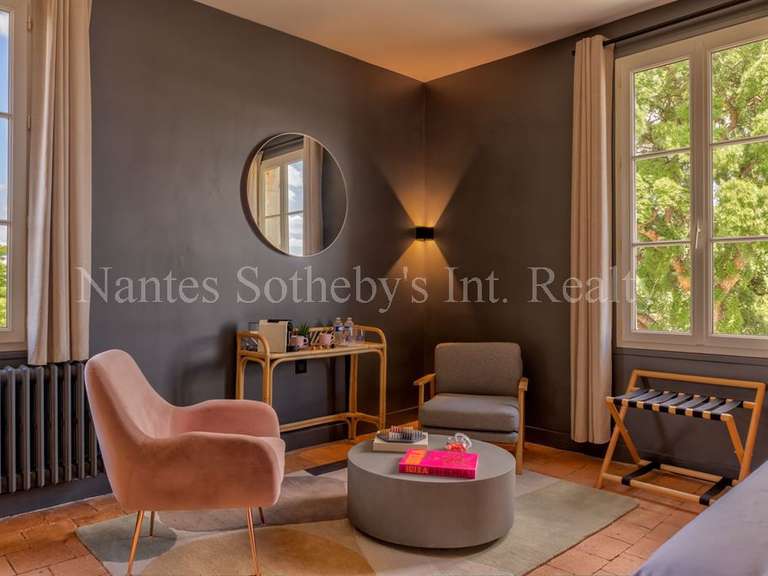 Maison Angers - 10 chambres - 576m²