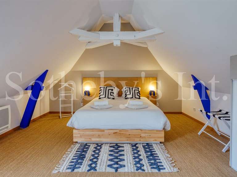 Maison Angers - 10 chambres - 576m²