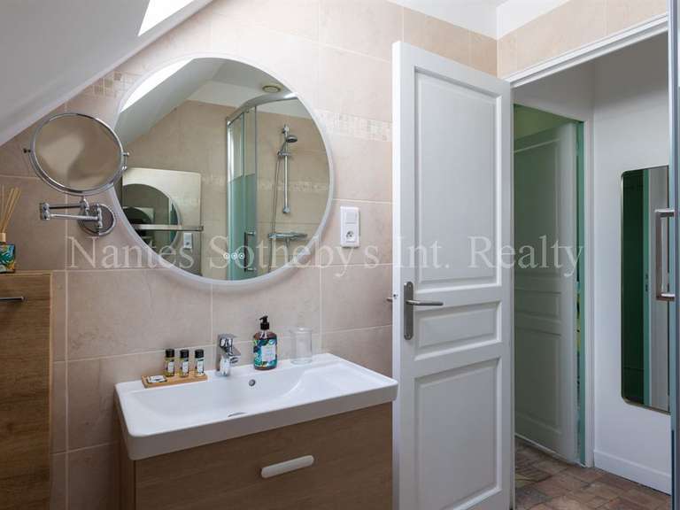 Maison Angers - 10 chambres - 576m²