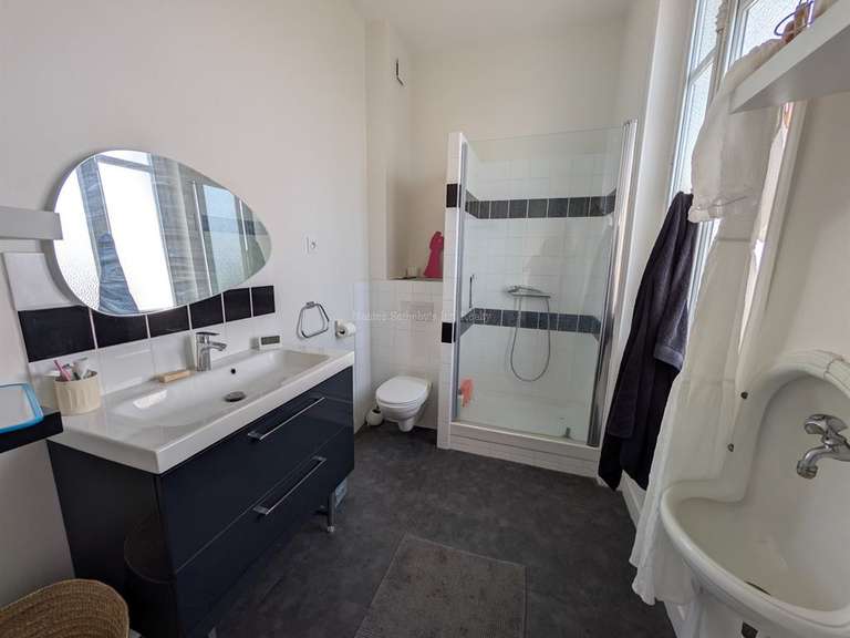 Maison Angers - 6 chambres - 220m²