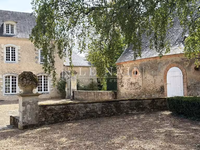 Propriété Angers - 9 chambres - 420m²