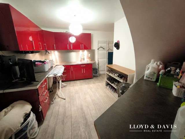 Maison Angicourt - 4 chambres - 244m²