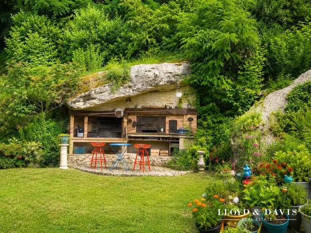 Maison Angicourt - 4 chambres - 244m²
