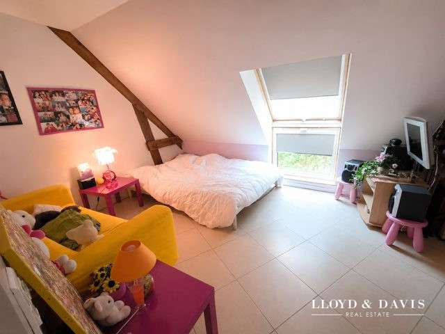 Maison Angicourt - 4 chambres - 244m²
