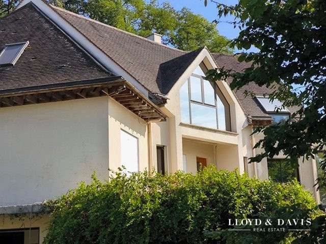 Maison Angicourt - 4 chambres - 244m²