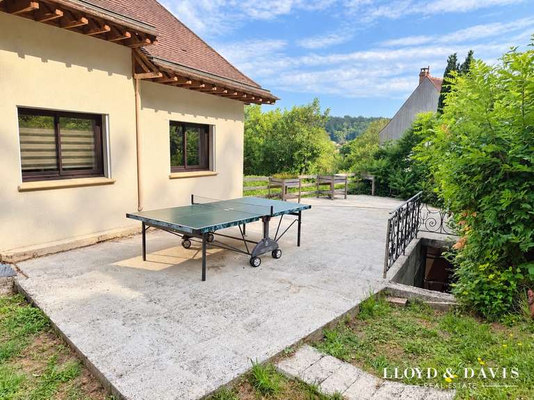 Maison Angicourt - 4 chambres - 244m²