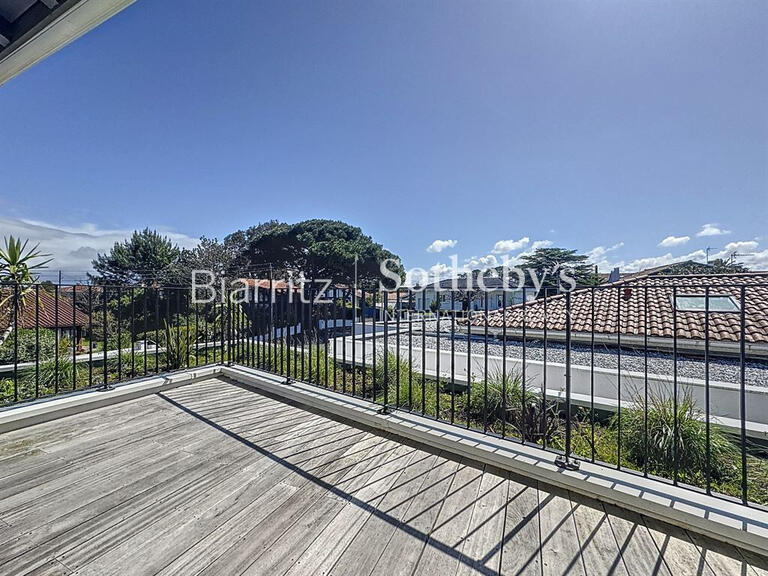 Maison Anglet - 5 chambres - 200m²