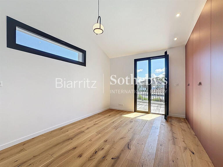 Maison Anglet - 5 chambres - 200m²