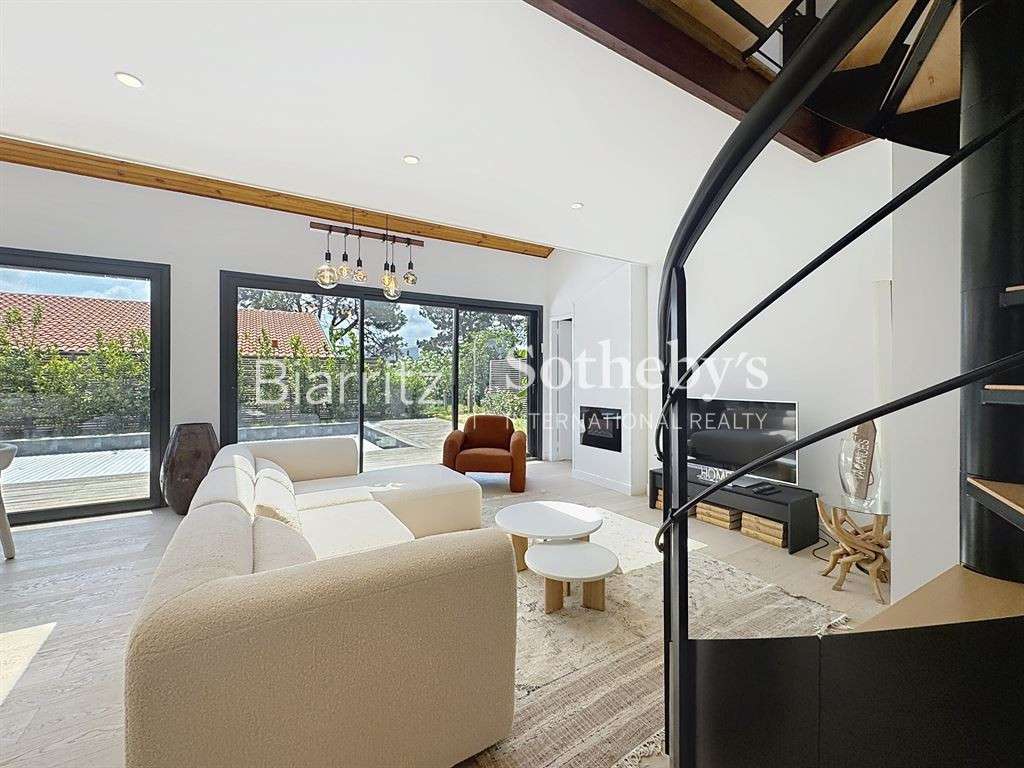 House Anglet