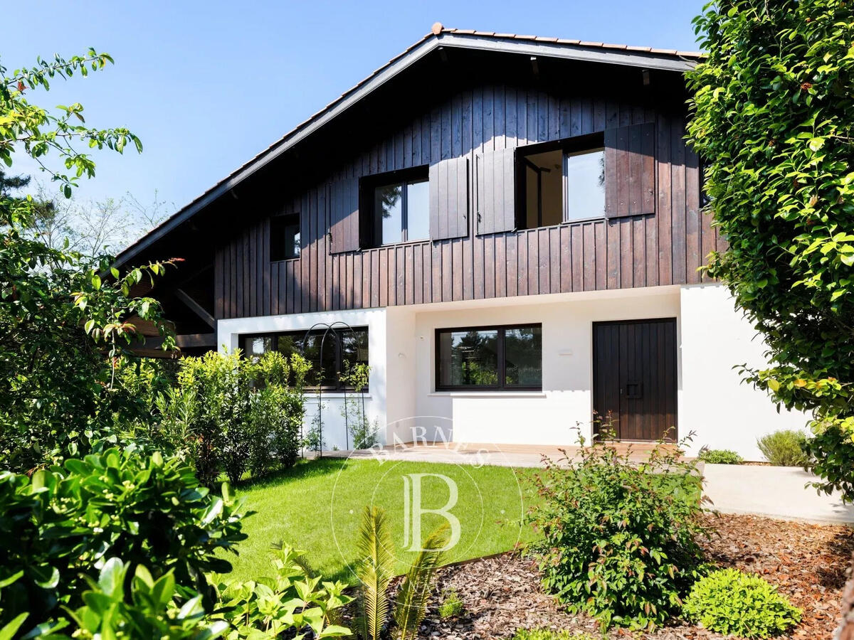 House Anglet