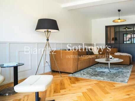 House Anglet