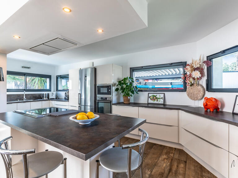 Maison Anglet - 5 chambres - 196m²