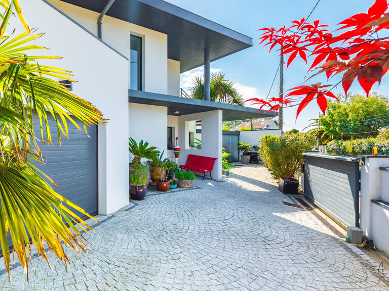 Maison Anglet - 5 chambres - 196m²