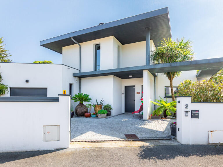 Maison Anglet - 5 chambres - 196m²