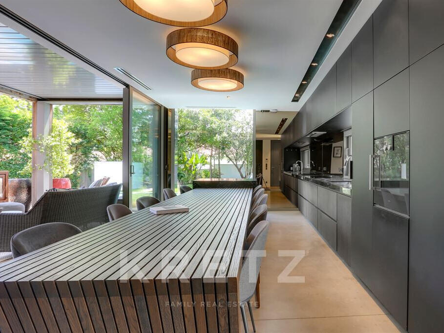 House Anglet