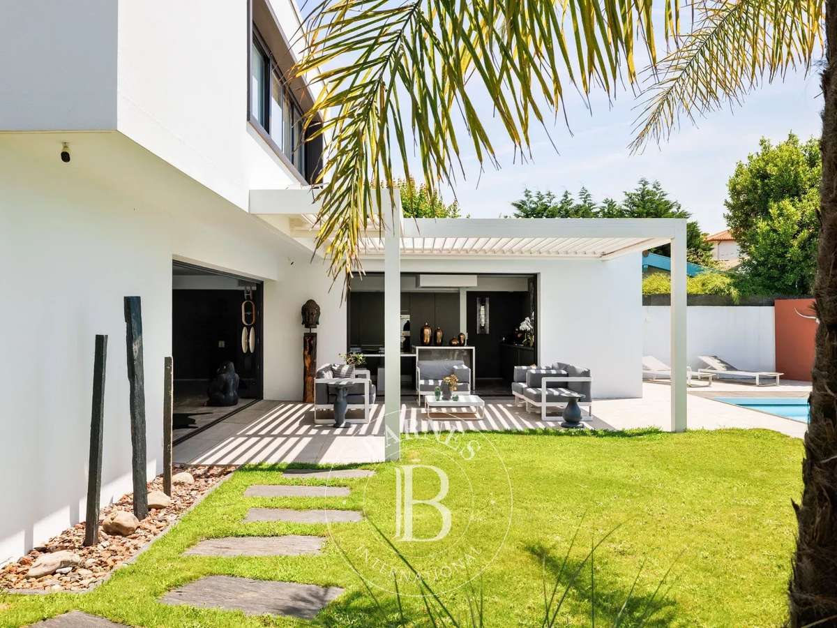House Anglet