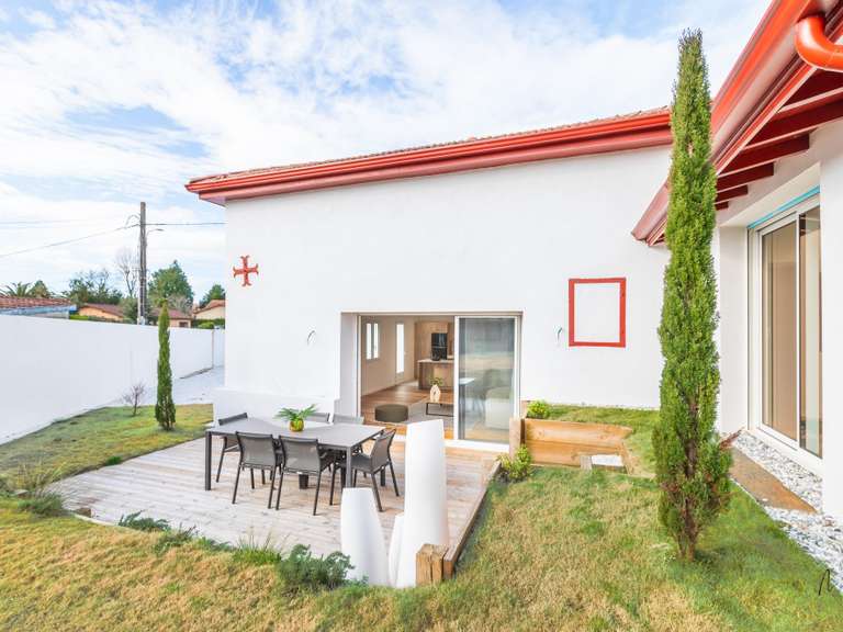 Maison Anglet - 4 chambres - 169m²