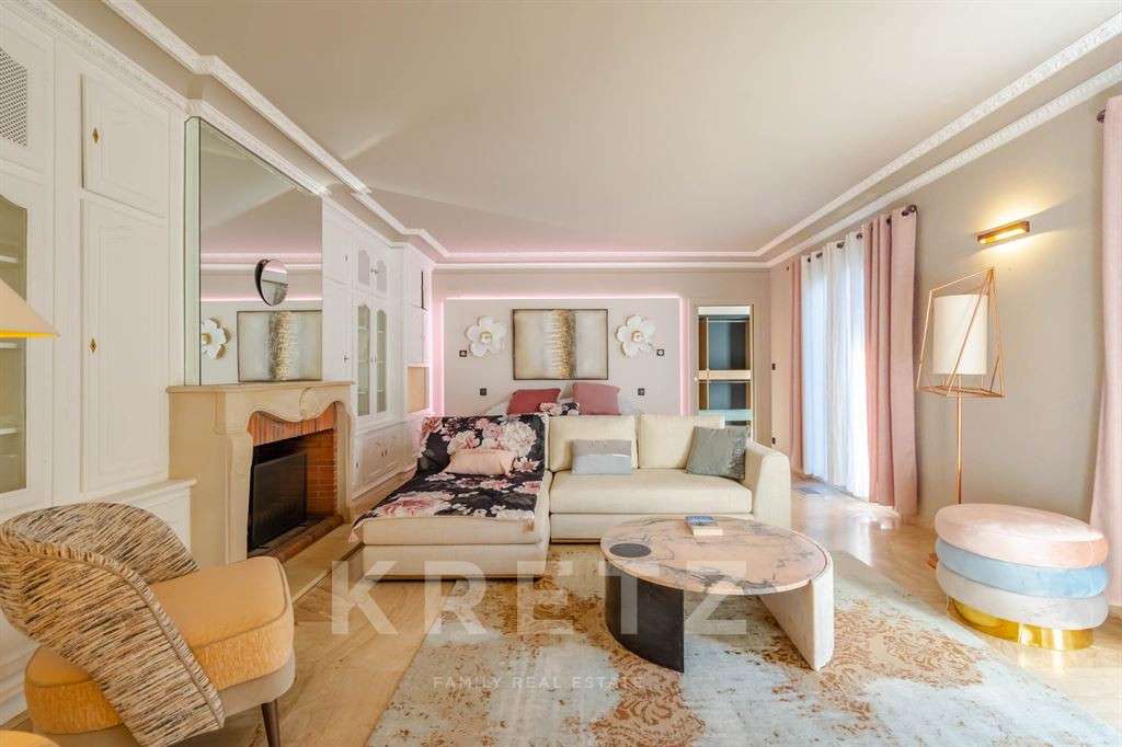 House Anglet