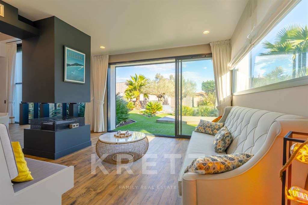 House Anglet