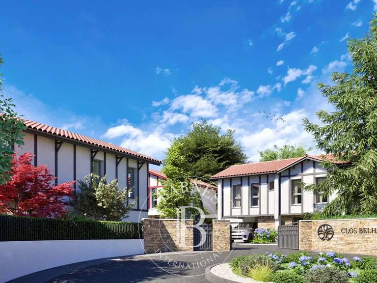 Maison Anglet - 4 chambres - 156m²
