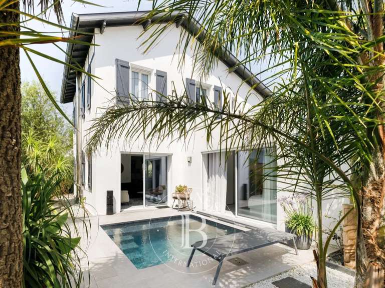 Maison Anglet - 3 chambres - 127m²