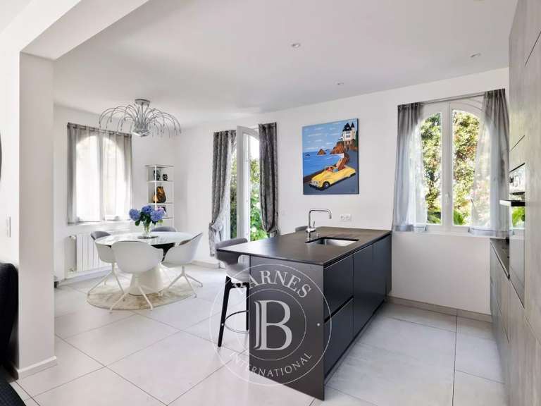 Maison Anglet - 3 chambres - 127m²