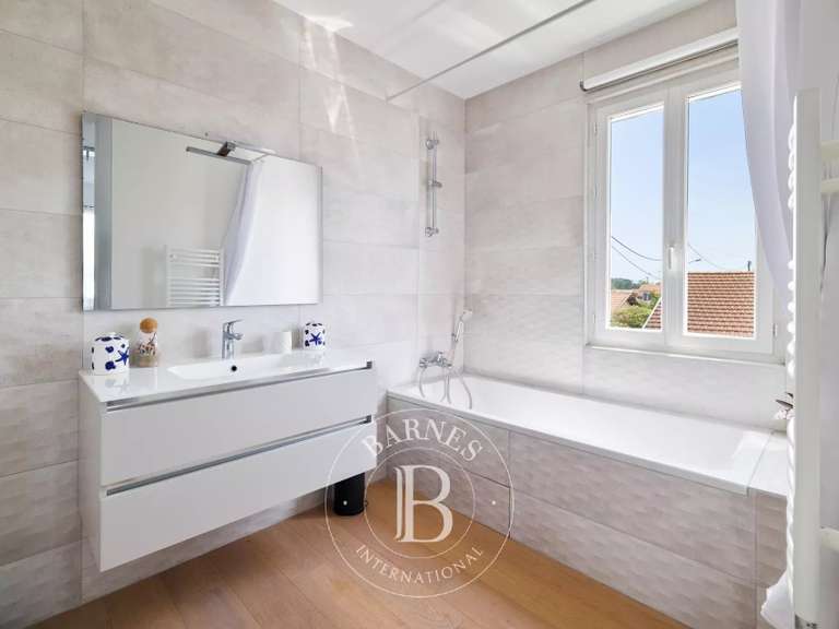 Maison Anglet - 3 chambres - 127m²