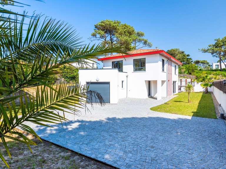 Maison Anglet - 4 chambres - 194m²