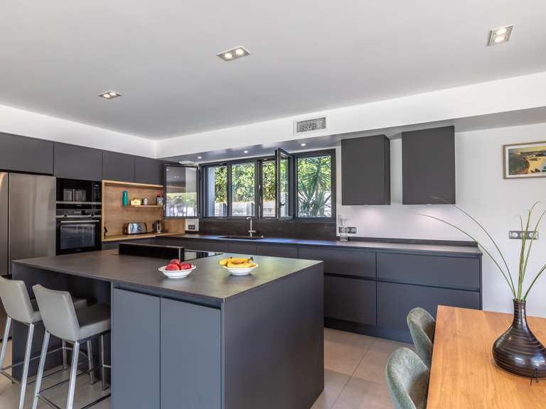 Maison Anglet - 4 chambres - 194m²