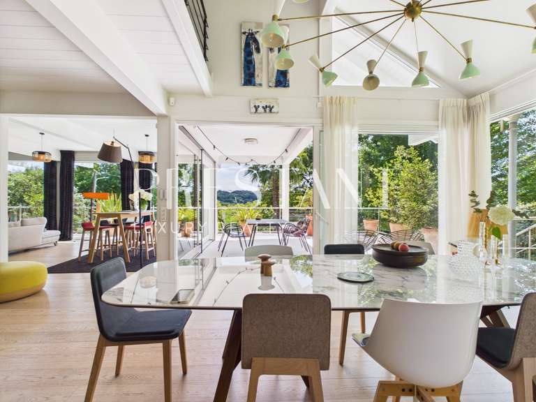 Maison Anglet - 5 chambres - 337m²