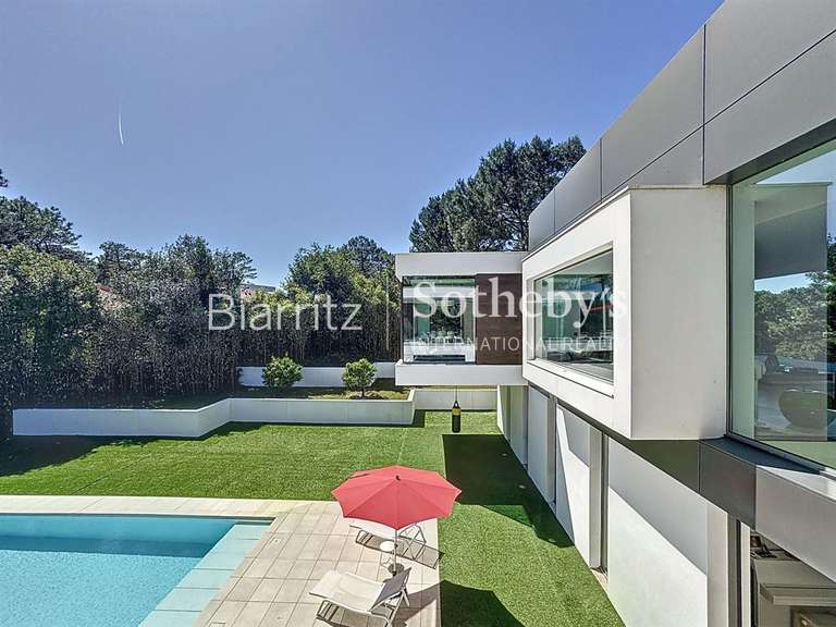 Maison Anglet - 4 chambres - 400m²