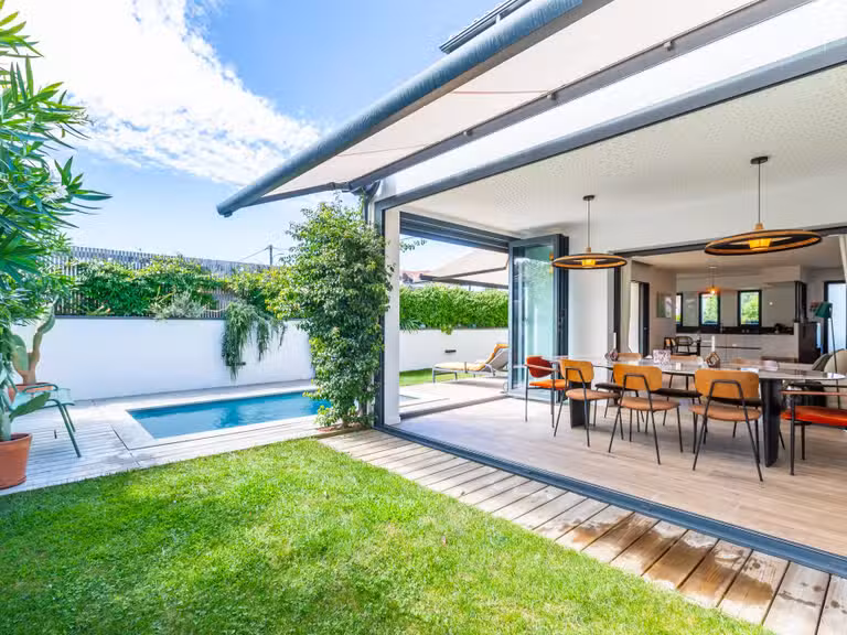 Maison Anglet - 3 chambres - 143m²