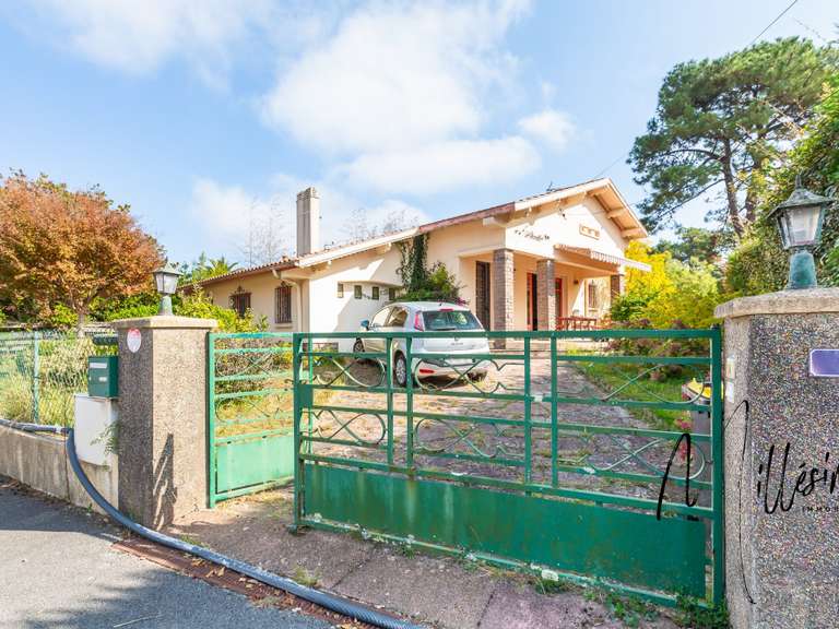 Maison Anglet - 4 chambres - 145m²