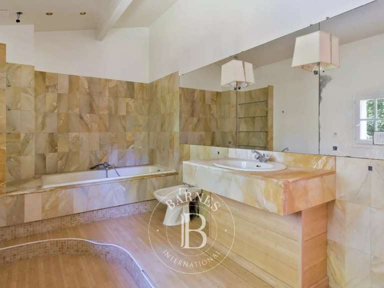 Maison Anglet - 4 chambres - 200m²