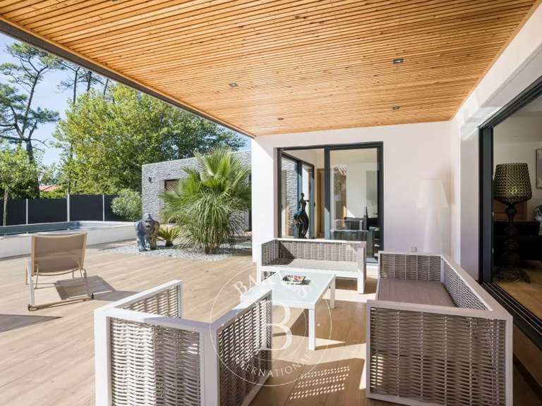 Maison Anglet - 4 chambres - 320m²