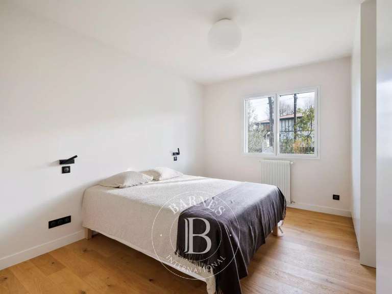 Maison Anglet - 4 chambres - 210m²