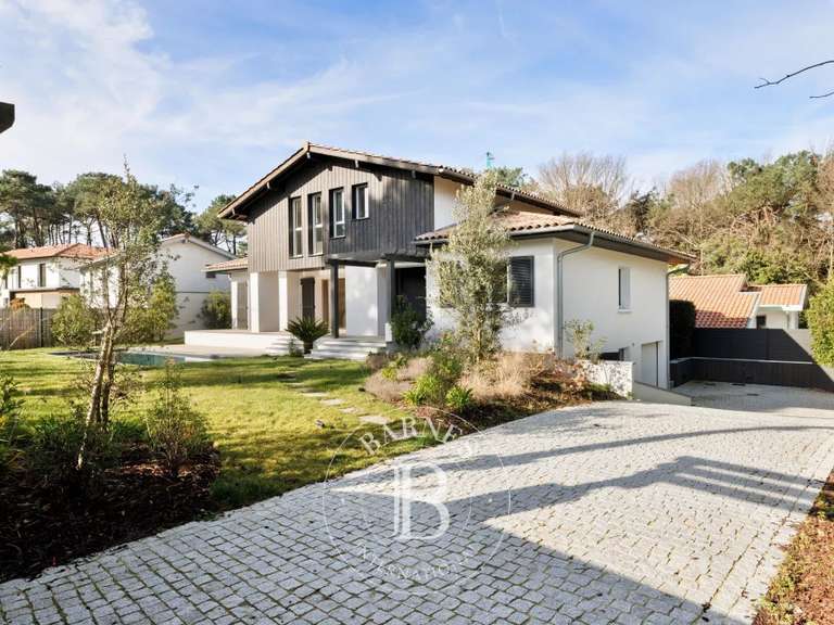 Maison Anglet - 4 chambres - 210m²