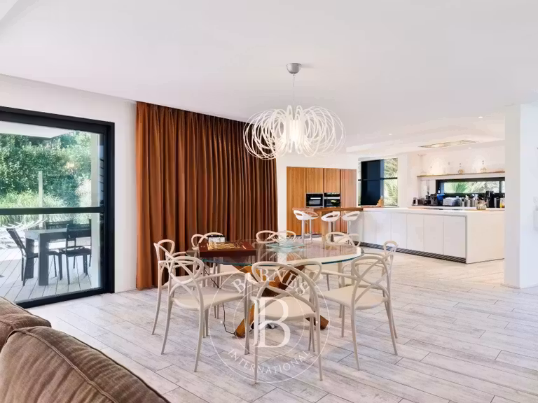 Maison Anglet - 4 chambres - 390m²