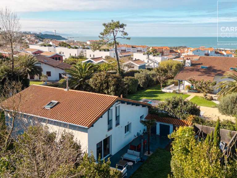 Maison Anglet - 4 chambres - 180m²