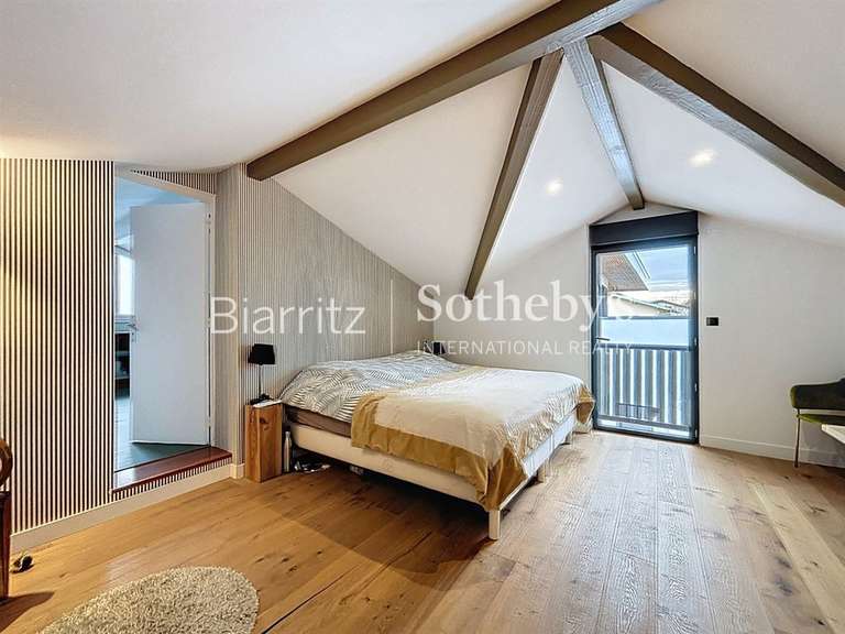 Maison Anglet - 4 chambres - 435m²