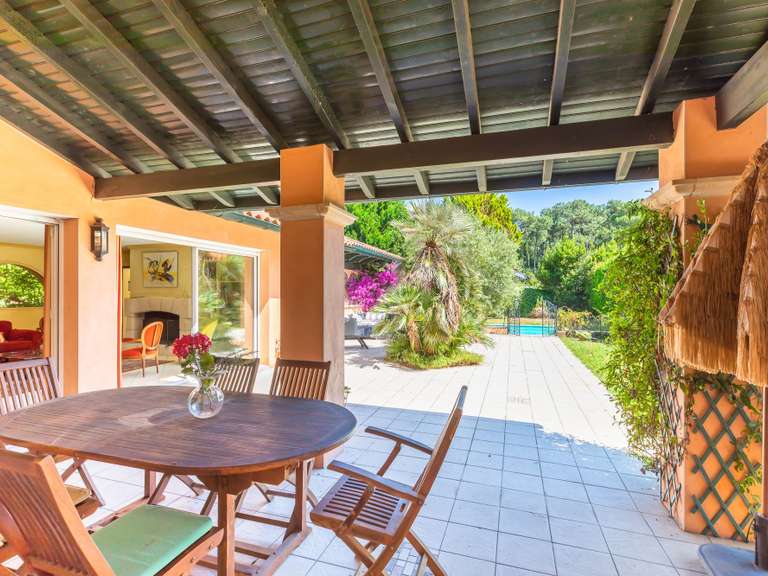 Maison Anglet - 4 chambres - 219m²