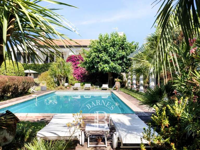 Maison Anglet - 5 chambres - 270m²