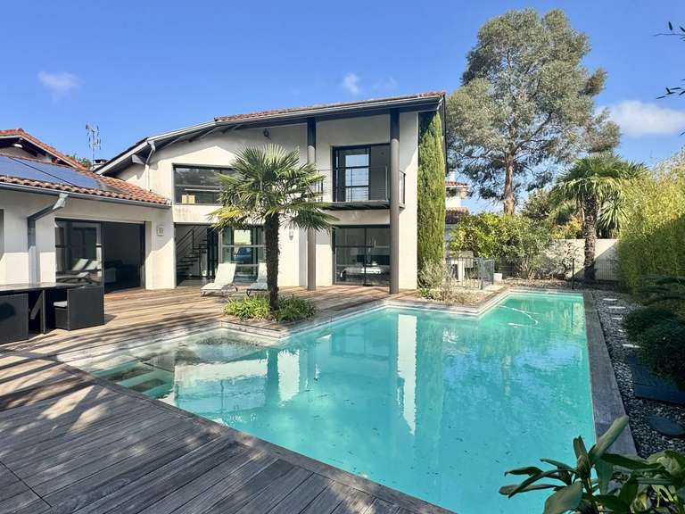 Maison Anglet - 3 chambres - 136m²