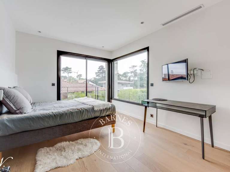 Maison Anglet - 3 chambres - 300m²