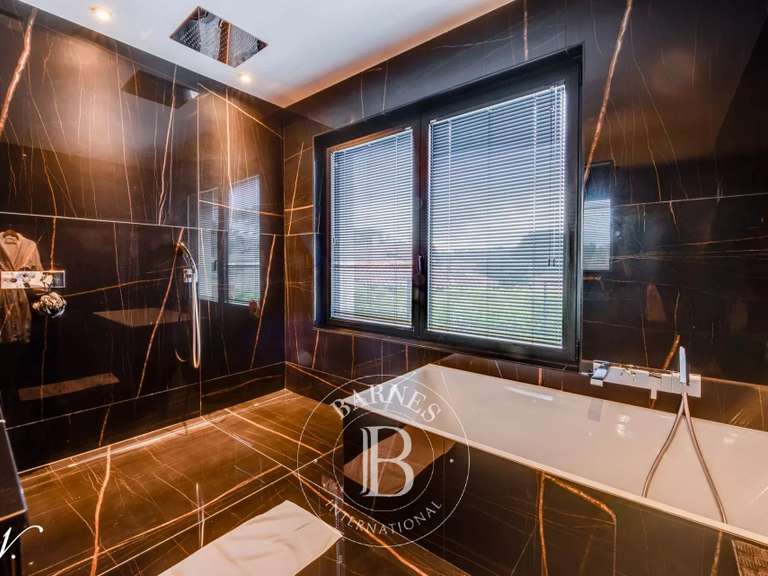 Maison Anglet - 3 chambres - 300m²