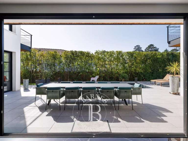 Maison Anglet - 3 chambres - 300m²