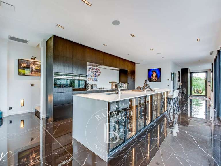 Maison Anglet - 3 chambres - 300m²